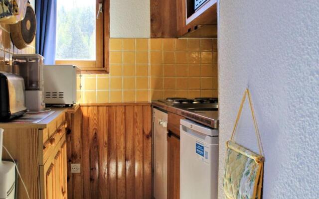 Appartement Risoul, 1 pièce, 4 personnes - FR-1-330-234