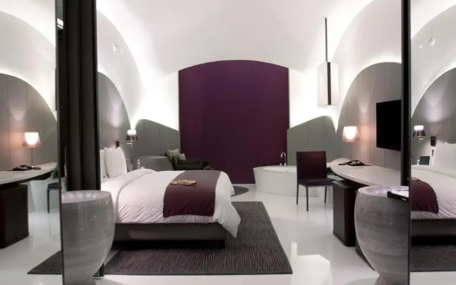 The Roseate New Delhi