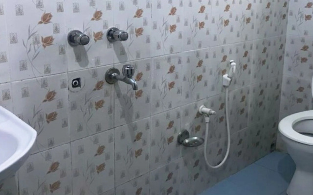 Goroomgo Samrat Lucknow