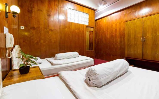 Hotel Bagindo – Guest Rooms – Bukittinggi