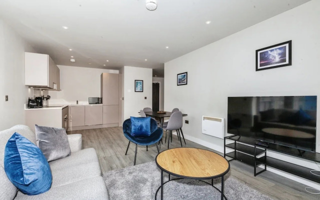 Seven Stays Residences Slough - Luxury Apartments