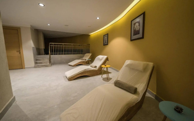 Premier Nergis Beach