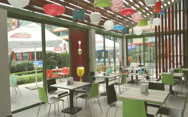 MPM Kalina Garden Hotel