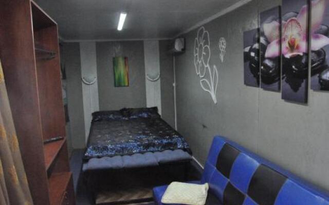 Hostel 24