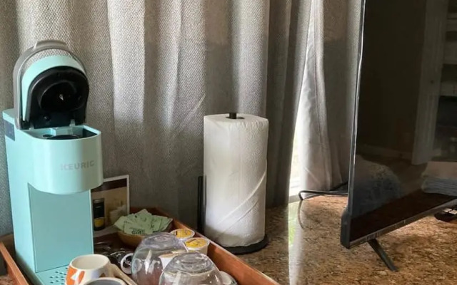 Sandy Toes Getaway in Kona