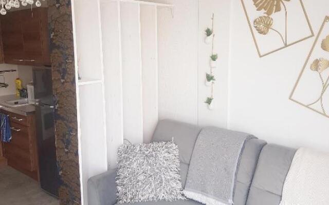 Studio Gruissan Proche Plage Des Chalets (Adults Only)