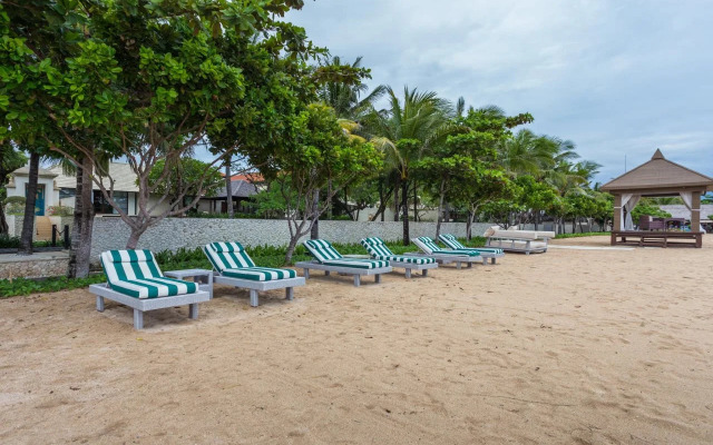 The Royal Santrian Serenity Villas By The Sea