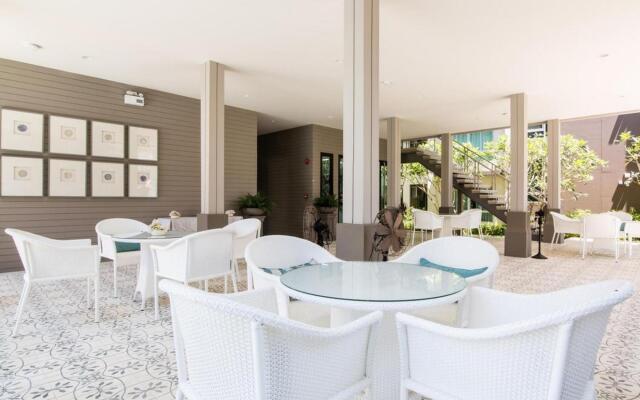 First Choice Suites By The Sea