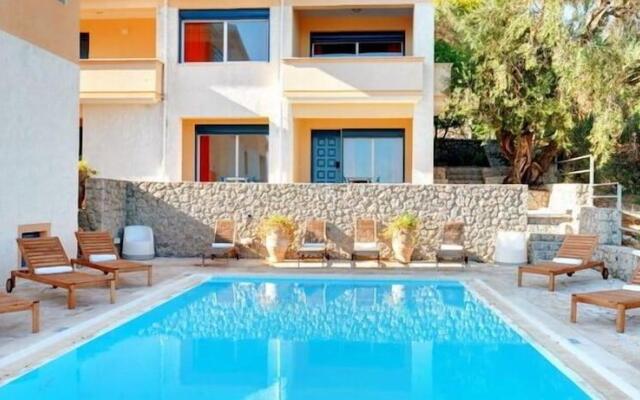 Glyfa Apartments