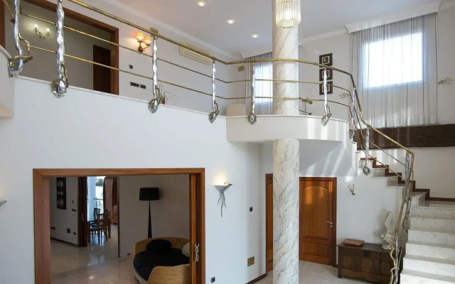 B&B Pani