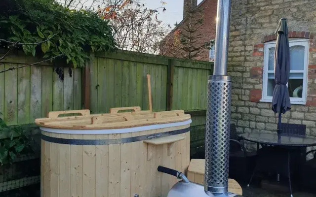 The Old Granary - Holiday Cottage