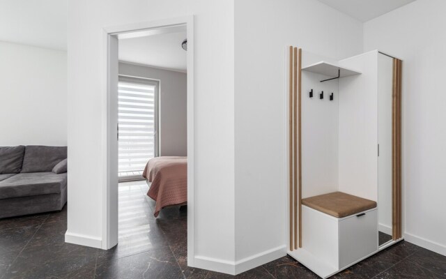 Seaside Apartment With AC by Renters