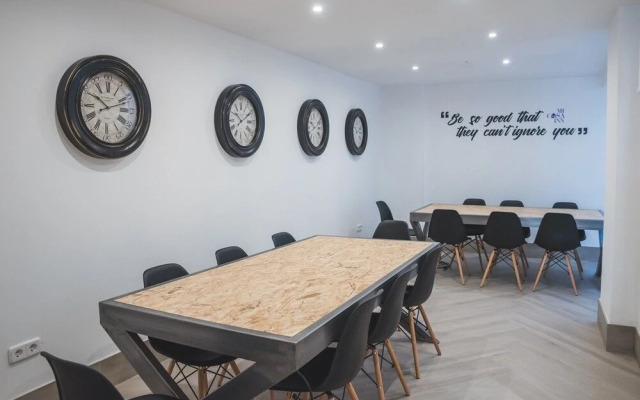 Mi Casa Inn - Residencia Moncloa - Hostel