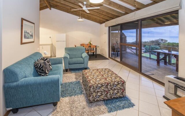 Chandlers Smiths Beach Villas