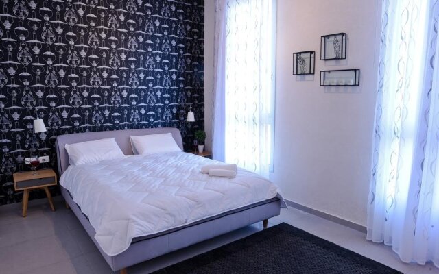 Adva Boutique Hotel