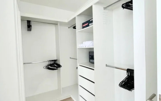 Santa Ana Guayaquil Lux Coliving Ecuador