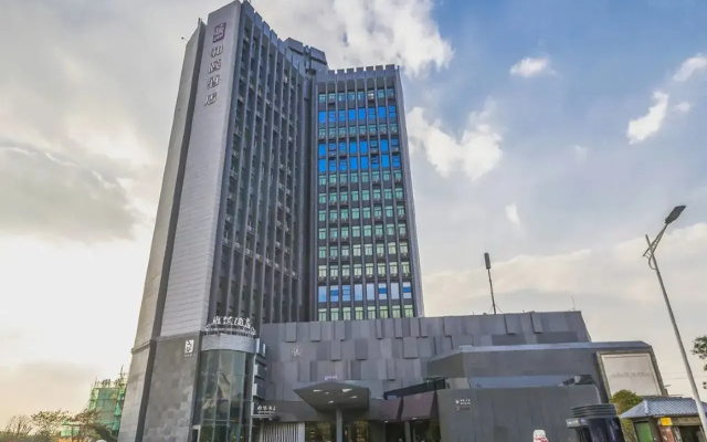 Yitel (Yangzhou Qionghua Building, Ancient Canal, Dongguan Street)