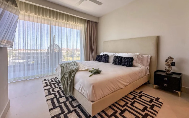 Marina Garden Penthouse 3 Bedroom Apartment
