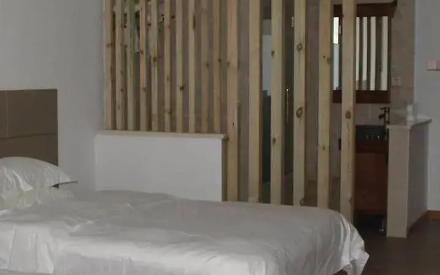 Junyi Theme Hotel