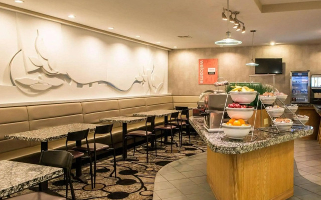 Comfort Suites Monroeville