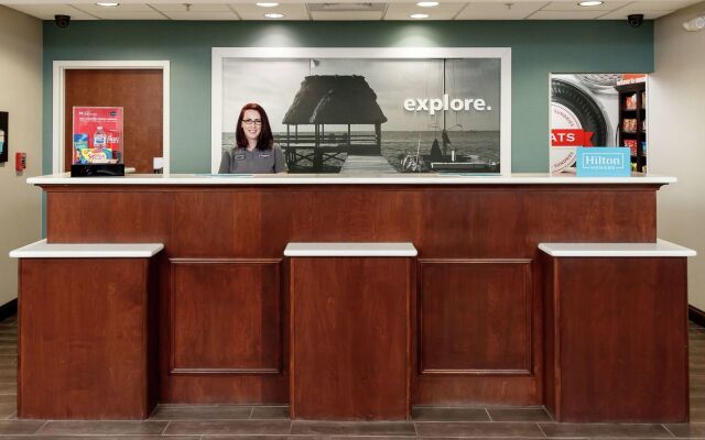 Hampton Inn & Suites Navarre