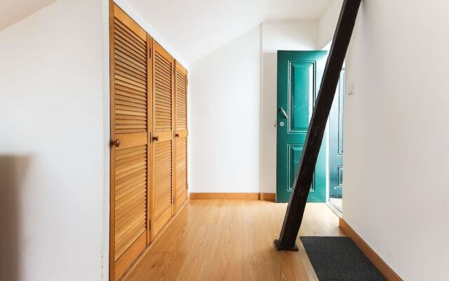 Sunny Attict Loft by Homing