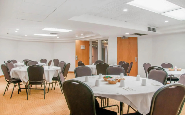 Empire Suites