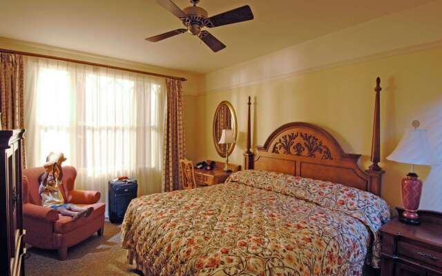 Disney's Saratoga Springs Resort & Spa 