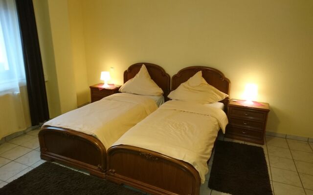 Euro-Hotel