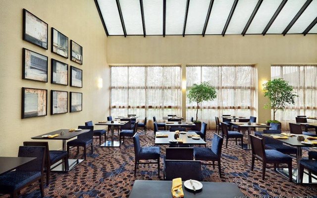 Embassy Suites by Hilton Santa Clara Silicon Valley