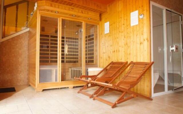 Lídia Hotel Wellness and Restaurant Harkány