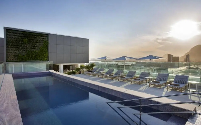 Venit + Mio Barra Hotel