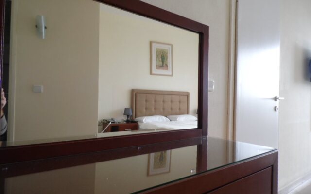 Blue Weiss Hotel