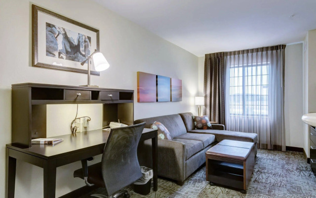 Staybridge Suites O'Fallon Chesterfield by IHG