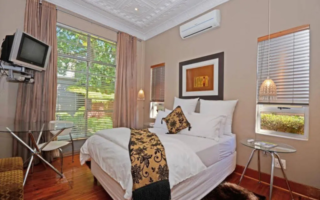 Saffron Guest House