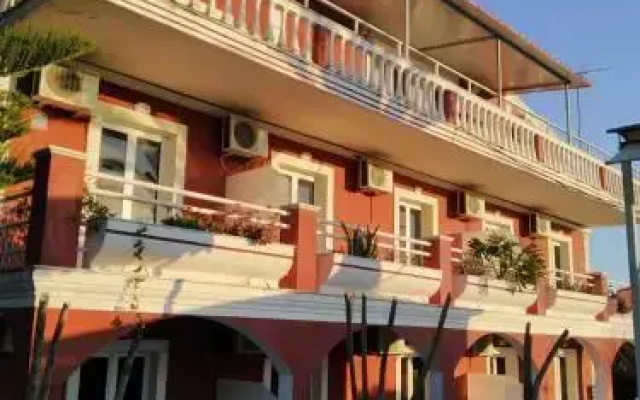 Crystal Apartments Kavos