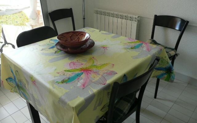 Apartment With 3 Bedrooms in Théoule-sur-mer, With Wonderful sea View,