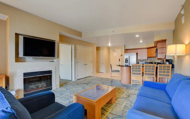 Platinum Suites Hotel and Spa