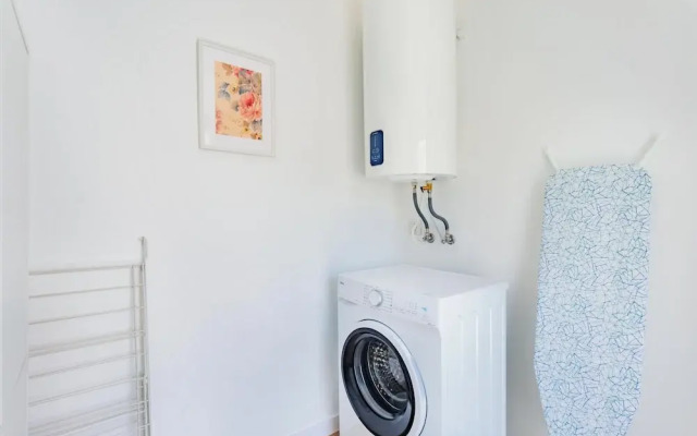 Seaside Modern Flat II at Cascais