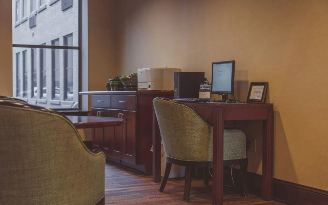 The Parkview Hotel