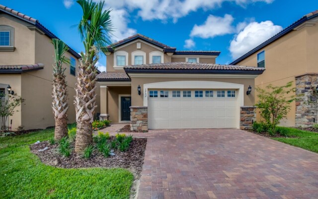 Windsor at Westside - 1752 Lima Avenue