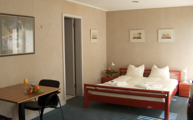 EMA House Hotel Suites