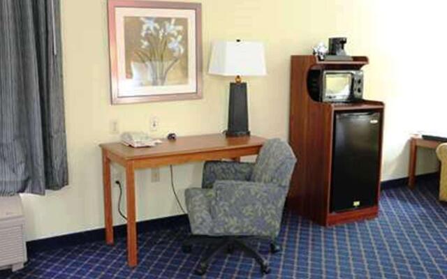 Hampton Inn Hutchinson