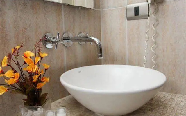 RQ Providencia Suites