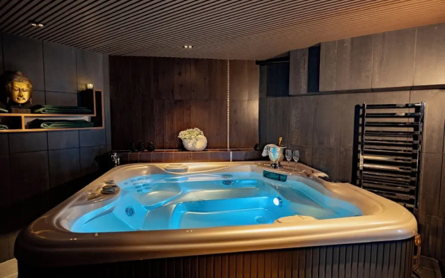 The Private Escape by Blue Medi Spa