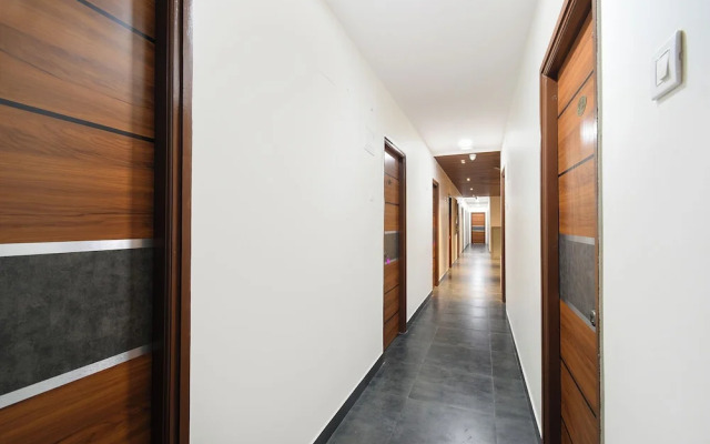 Fabhotel Yendluri'S Abode
