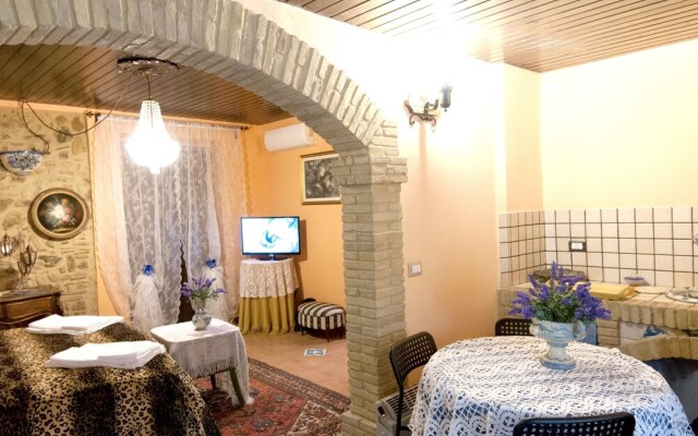 Studio in Piazza Armerina, With Wonderful City View, Balcony and Wifi