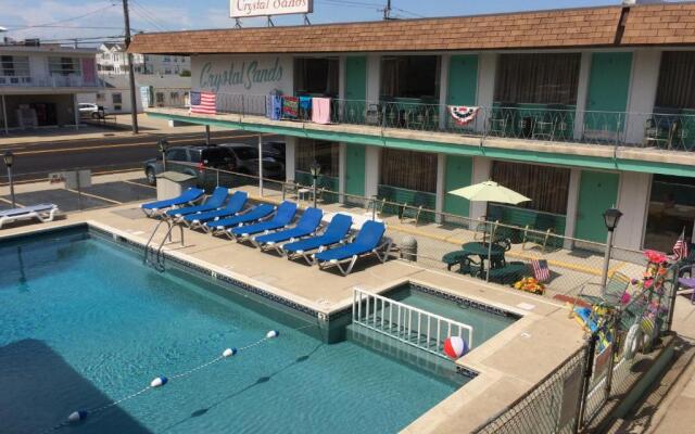 Crystal Sands Motel