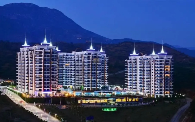 Azura Park Residence