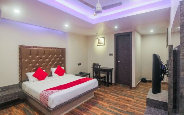 Collection O 17304 Ransu Residency